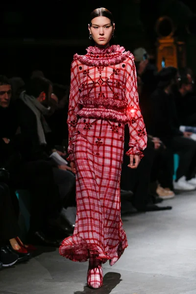 Look 62